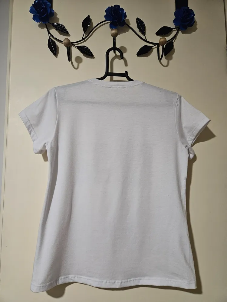 camiseta branca fine line harry styles