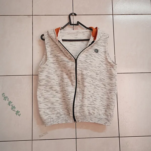 colete masculino com capuz