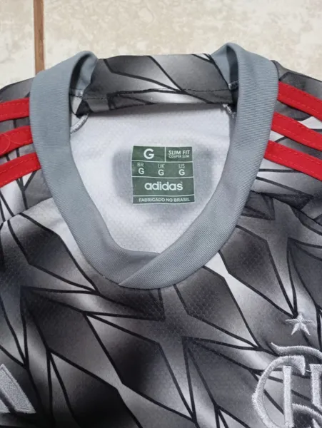 Camiseta Adidas Flamengo feminina tamanho G