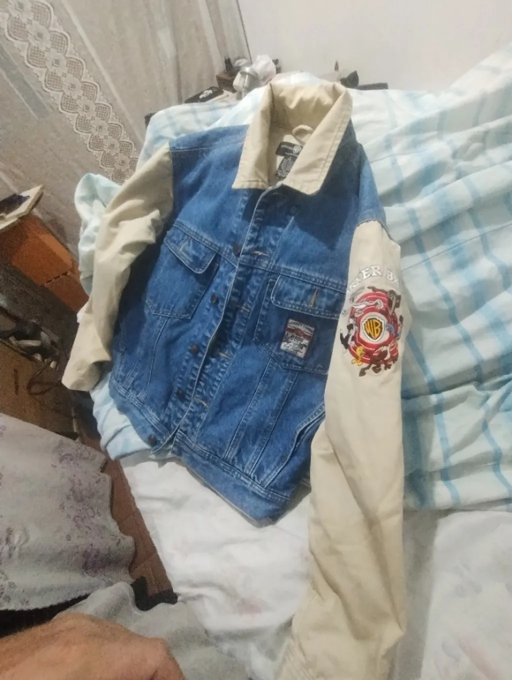 jaqueta jeans vintage looney tunes