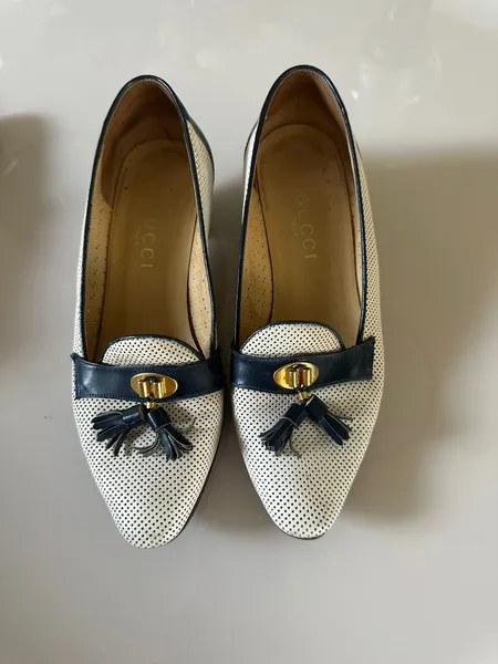 Sapato Gucci original bicolor couro perfurado tam 36