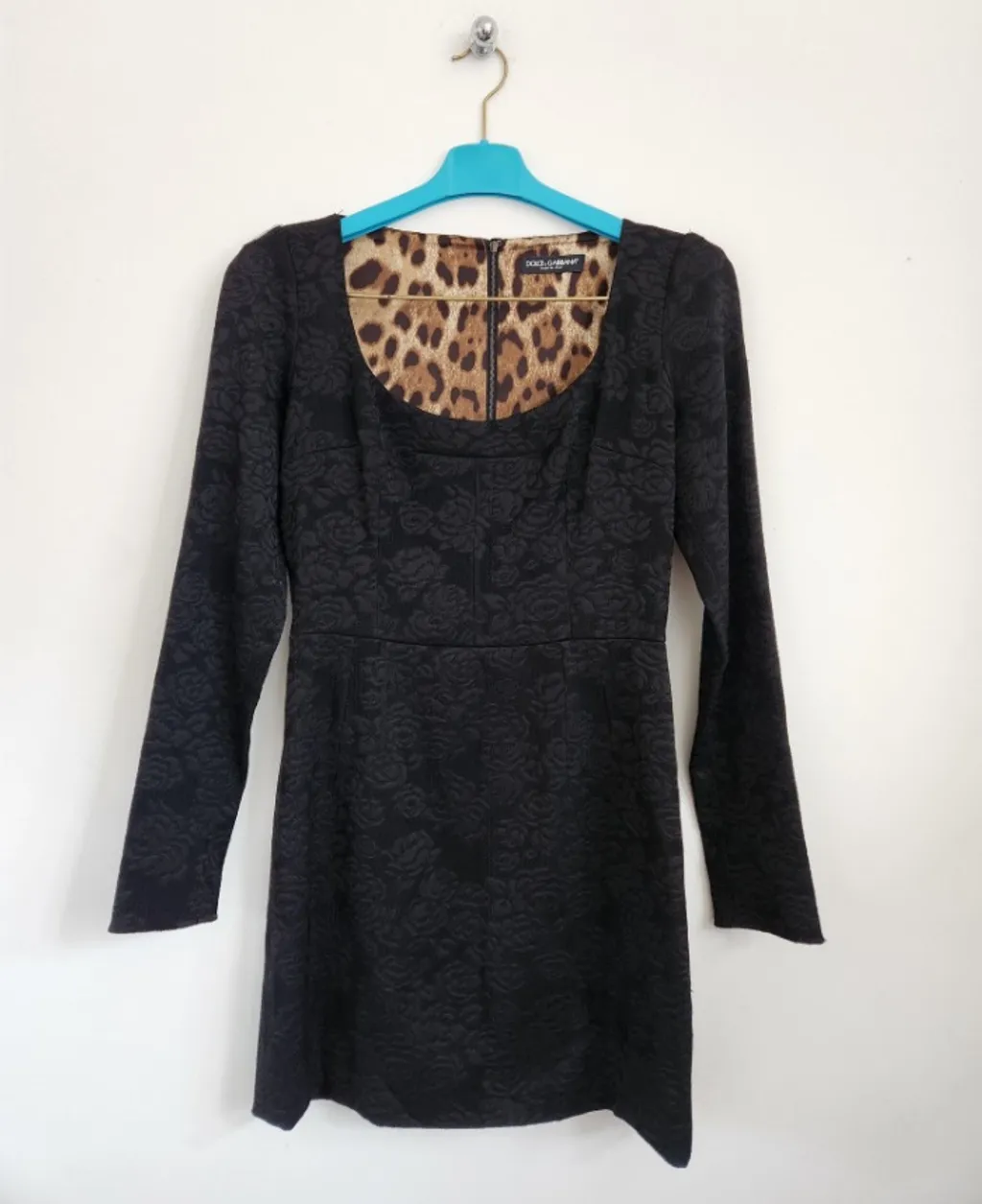 VESTIDO ROSAS . DOLCEeGABBANA