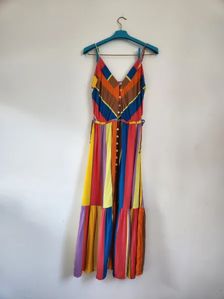 Vestido Colors . Dress To