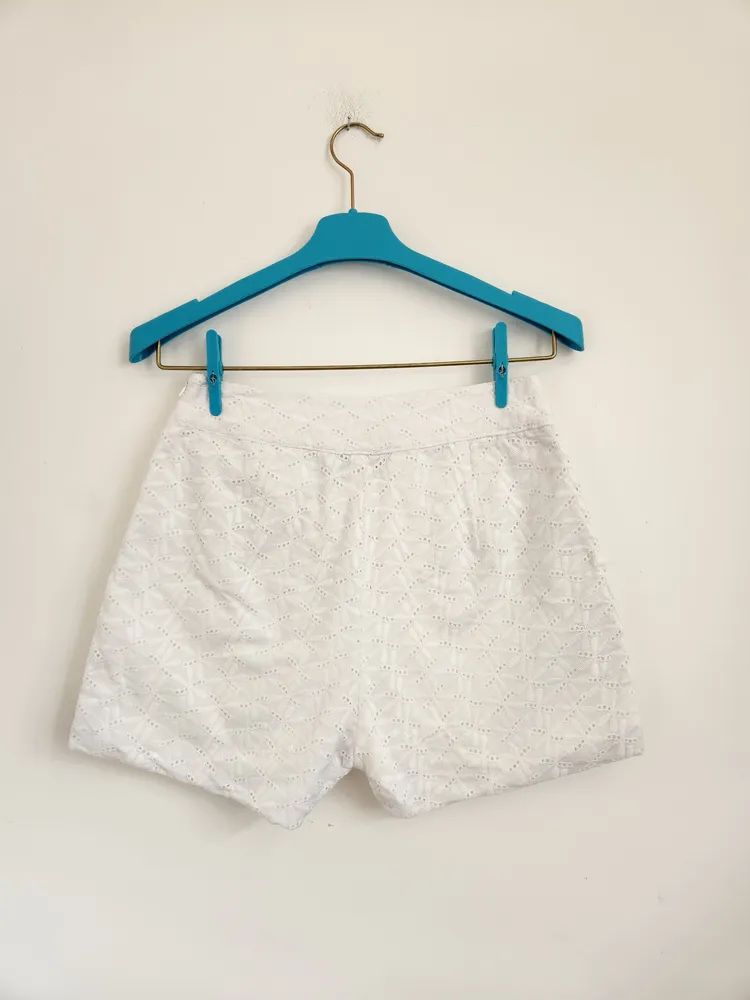 Short-Saia Laise Lariva