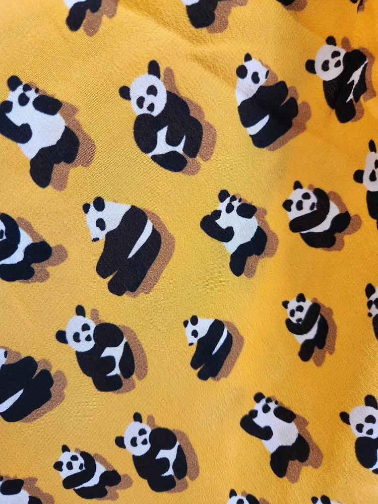BLUSA PANDAS . DASLU
