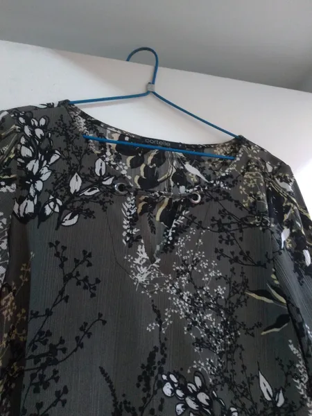 Blusa Plissada Floral