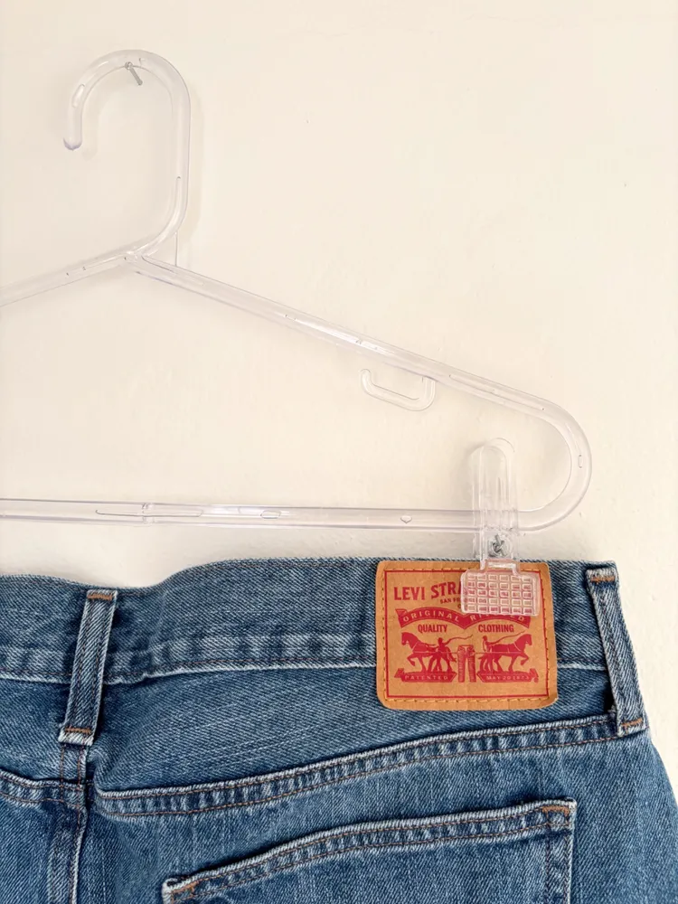 Saia jeans Levis