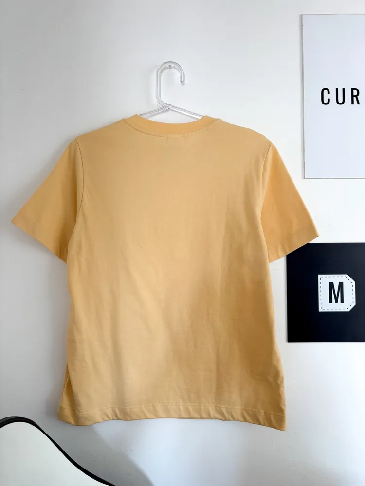 Camiseta amarela Hering