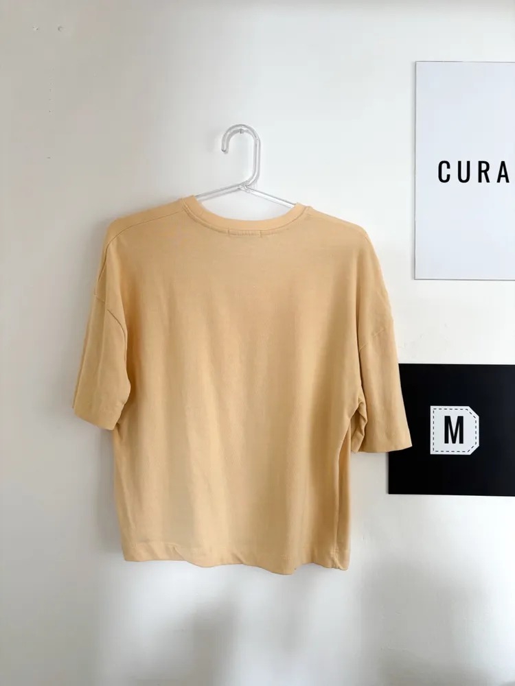 Camiseta amarela