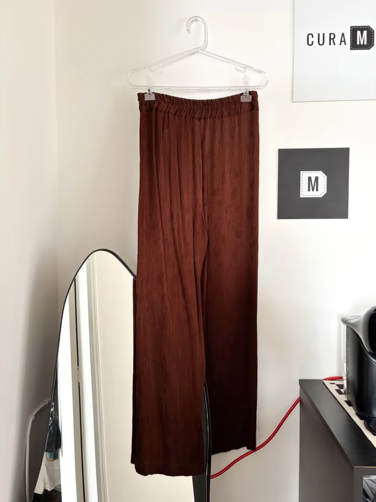 Calça marrom Zara