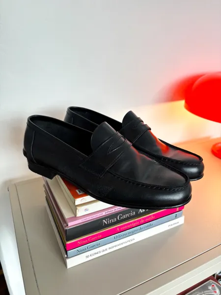 Mocassim preto de couro