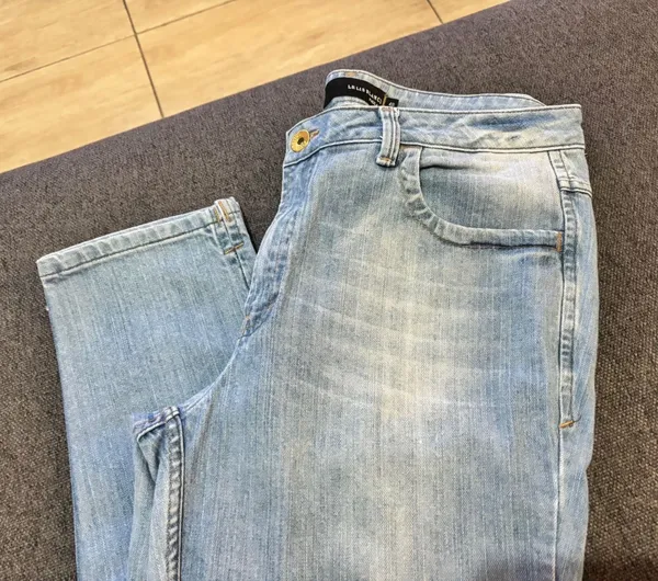 calça jeans le lis blanc