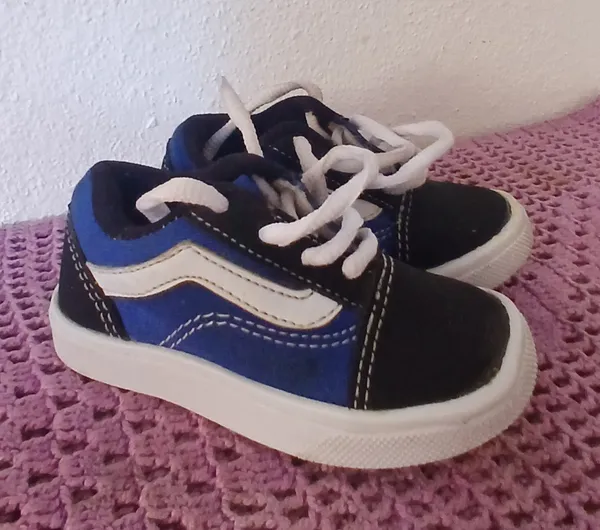 Tipo Vans