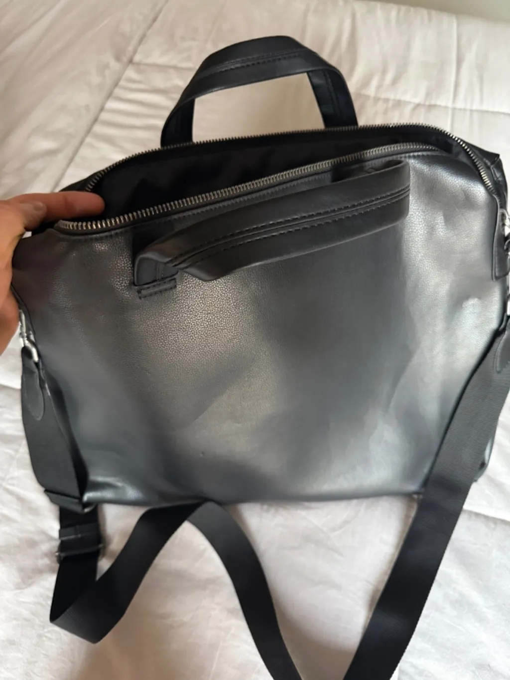 bolsa pasta preta em couro legitimo zara