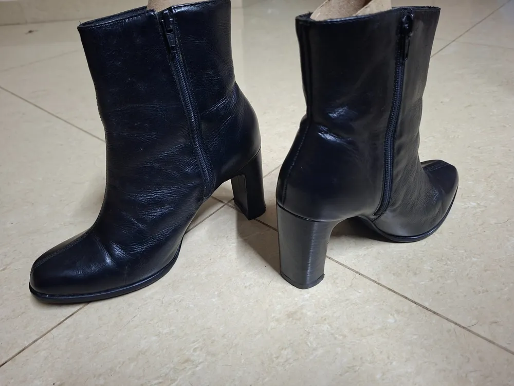 Bota Lia line couro