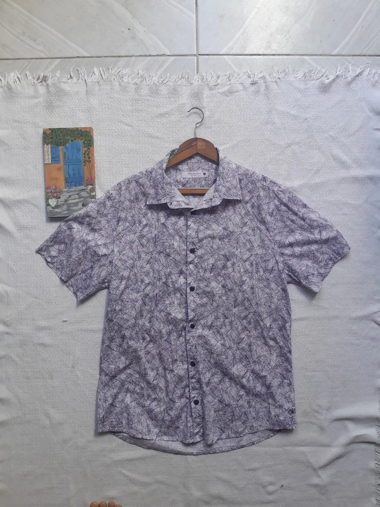 camisa manga curta estampada