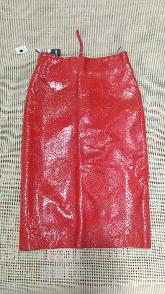 saia couro lapiz Patrícia Vieira