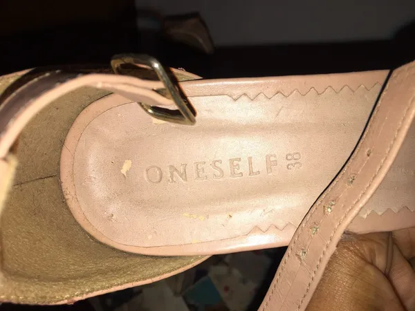 sandalia bege one self