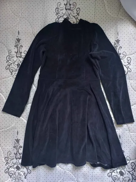 VESTIDO MEDIEVAL PRETO