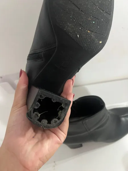 Bota preta Adriana K