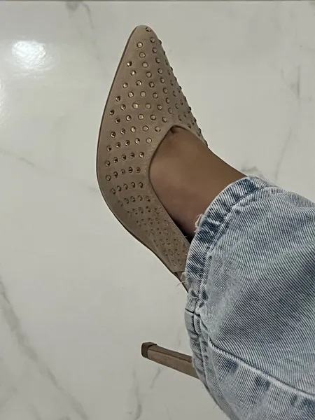 Scarpin bege Stiletto