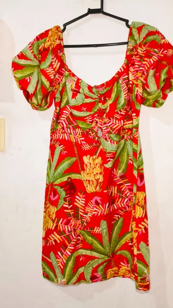 Vestido Estampa Tropical
