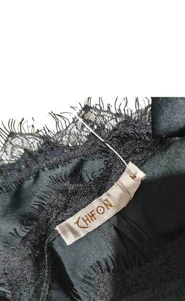 Vestido preto acetinado blouson