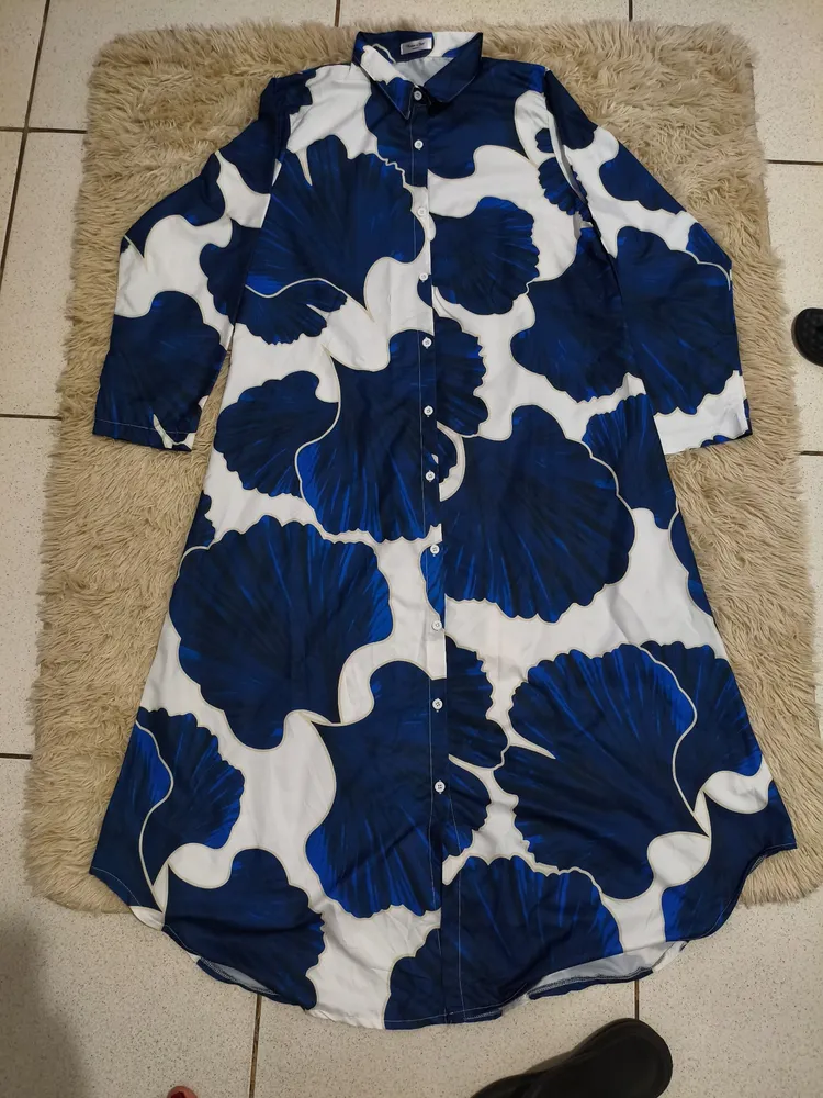 Vestido chemise estampado azul branco e amarelo