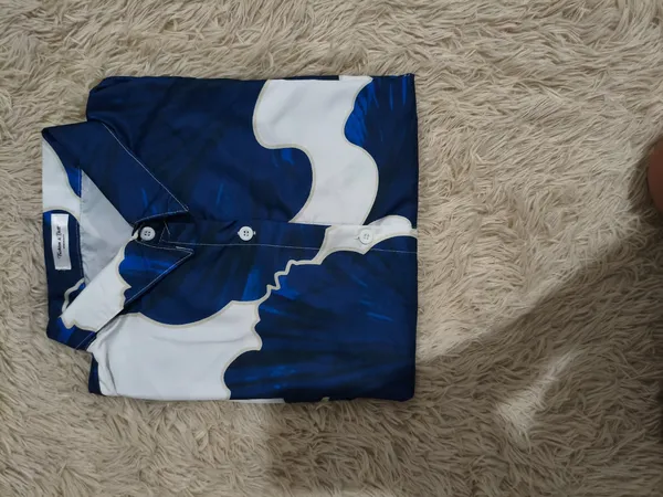 Vestido chemise estampado azul branco e amarelo