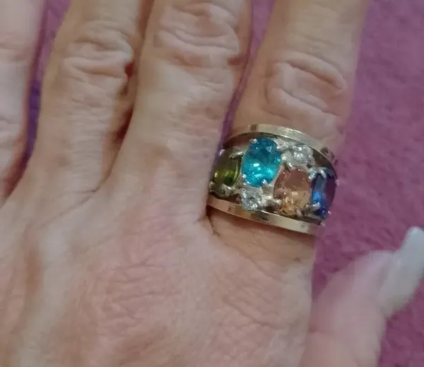 Anel de Prata 925 com aplicacao de ouro 14 k e pedras zirconias