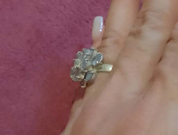 Anel flor de prata 925 com petalas de zirconia