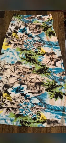 saia longa estampada tamanho M