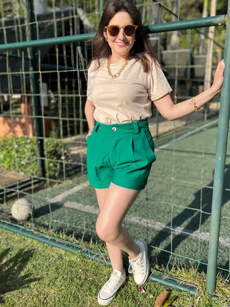 shorts verde em viscose