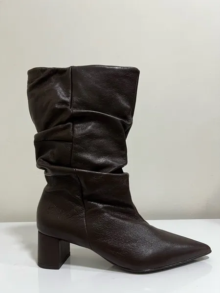 Bota couro legítimo 34
