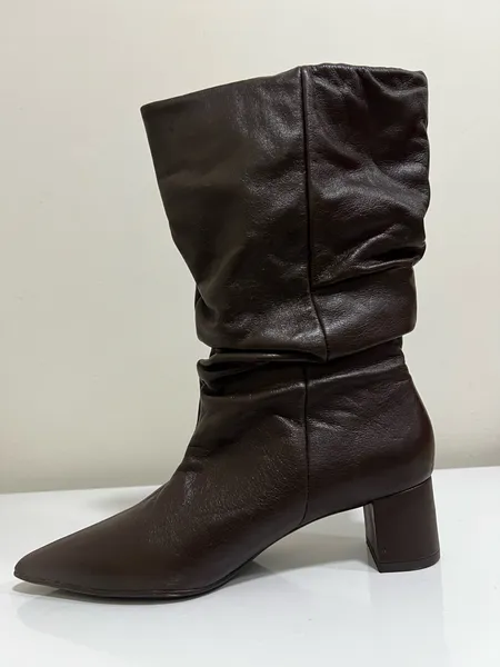 Bota couro legítimo 34