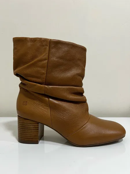 bota couro legítimo 35