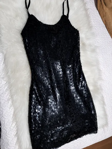 vestido festa paetê preto brilho