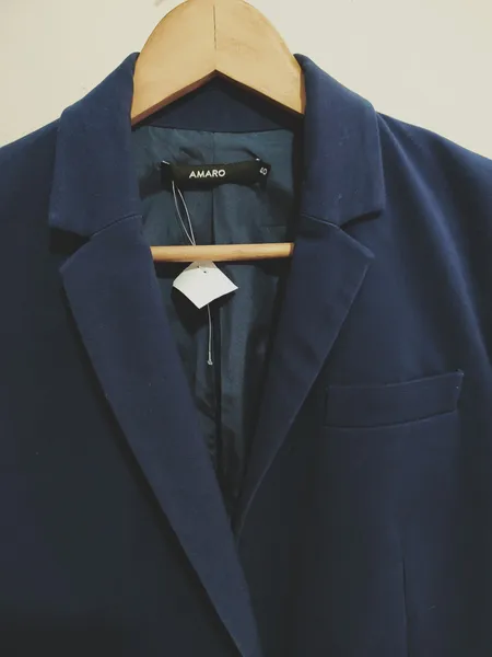 Blazer feminino azul marinho Amaro