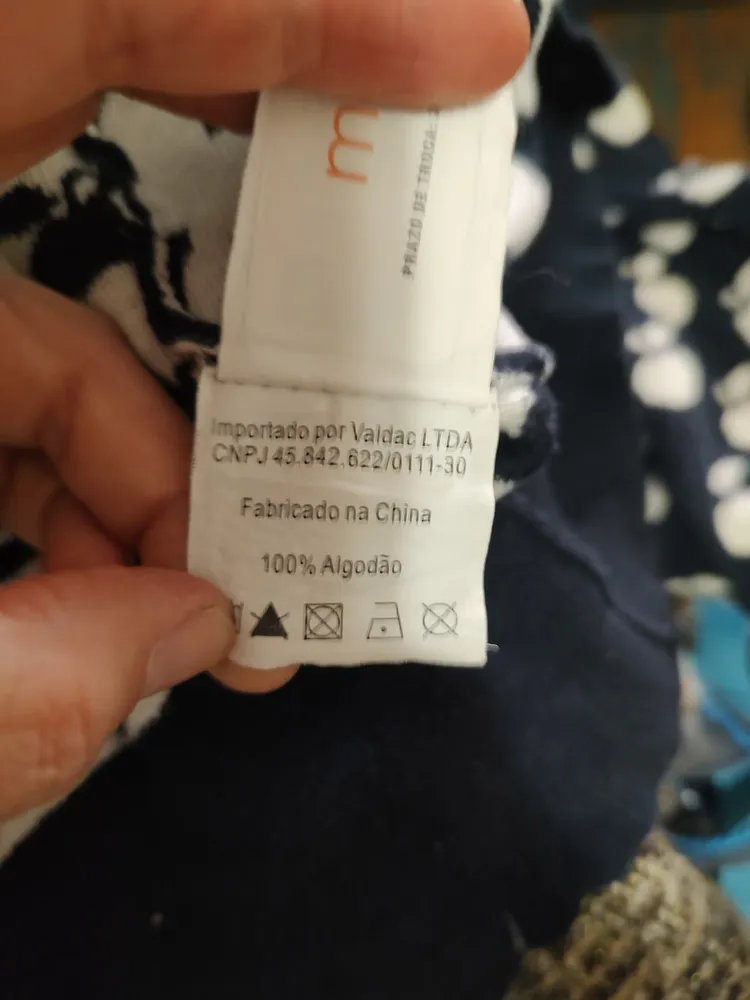 Cardigã feminino Memove maçãs