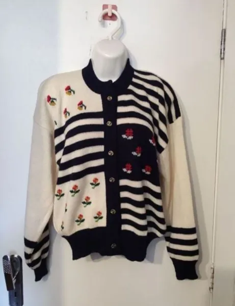 Cardigã vintage feminino