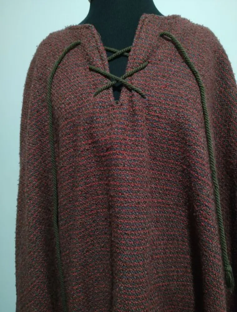 Poncho pura lã dos anos 70/80 Fiateci unissex