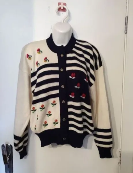Cardigã vintage feminino