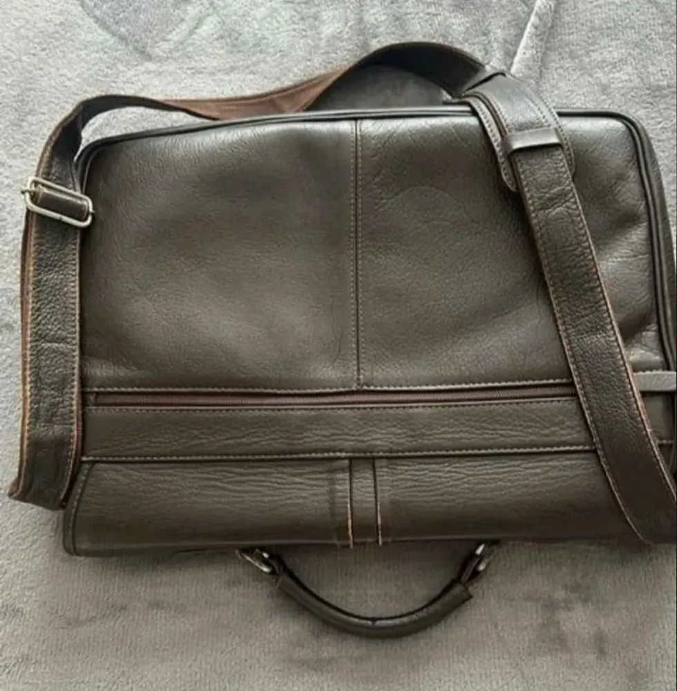 Bolsa carteiro Brooksfield em couro legítimo marrom
