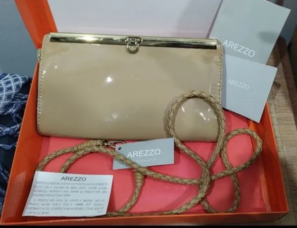 Bolsa Clutch Arezzo Nova