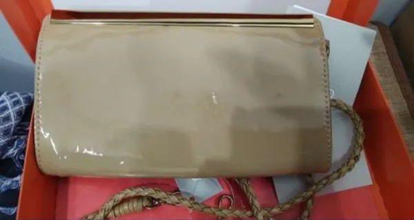 Bolsa Clutch Arezzo Nova