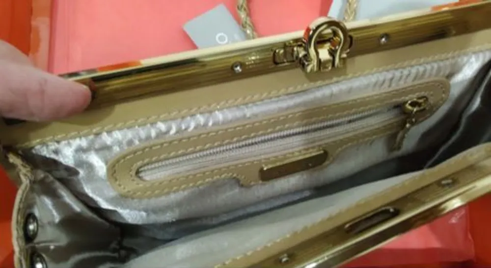 Bolsa Clutch Arezzo Nova