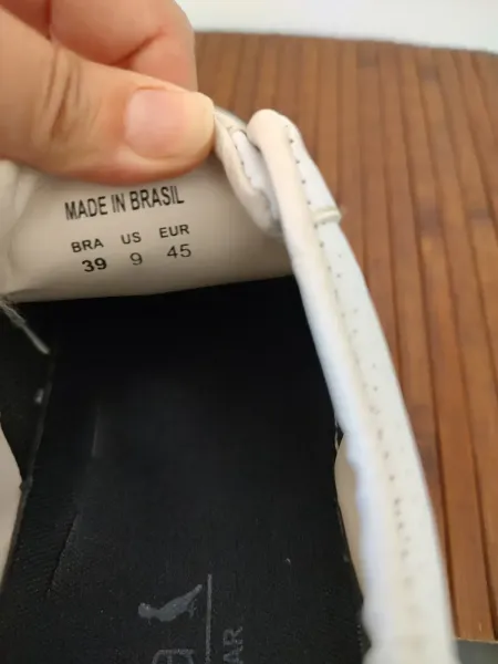 Tenis Reserva em couro legítimo