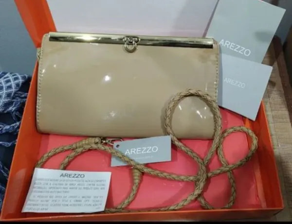 Bolsa Clutch Arezzo Nova