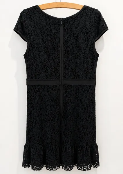Vestido Gregory preto todo de renda