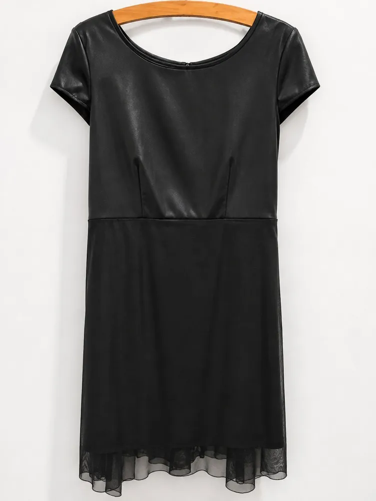 Vestido Gregory preto todo de renda